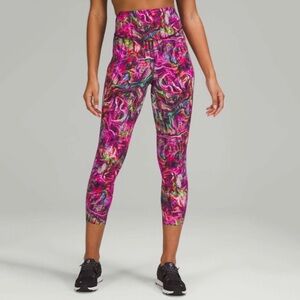 NWT Lululemon - Base Pace HR Tight
